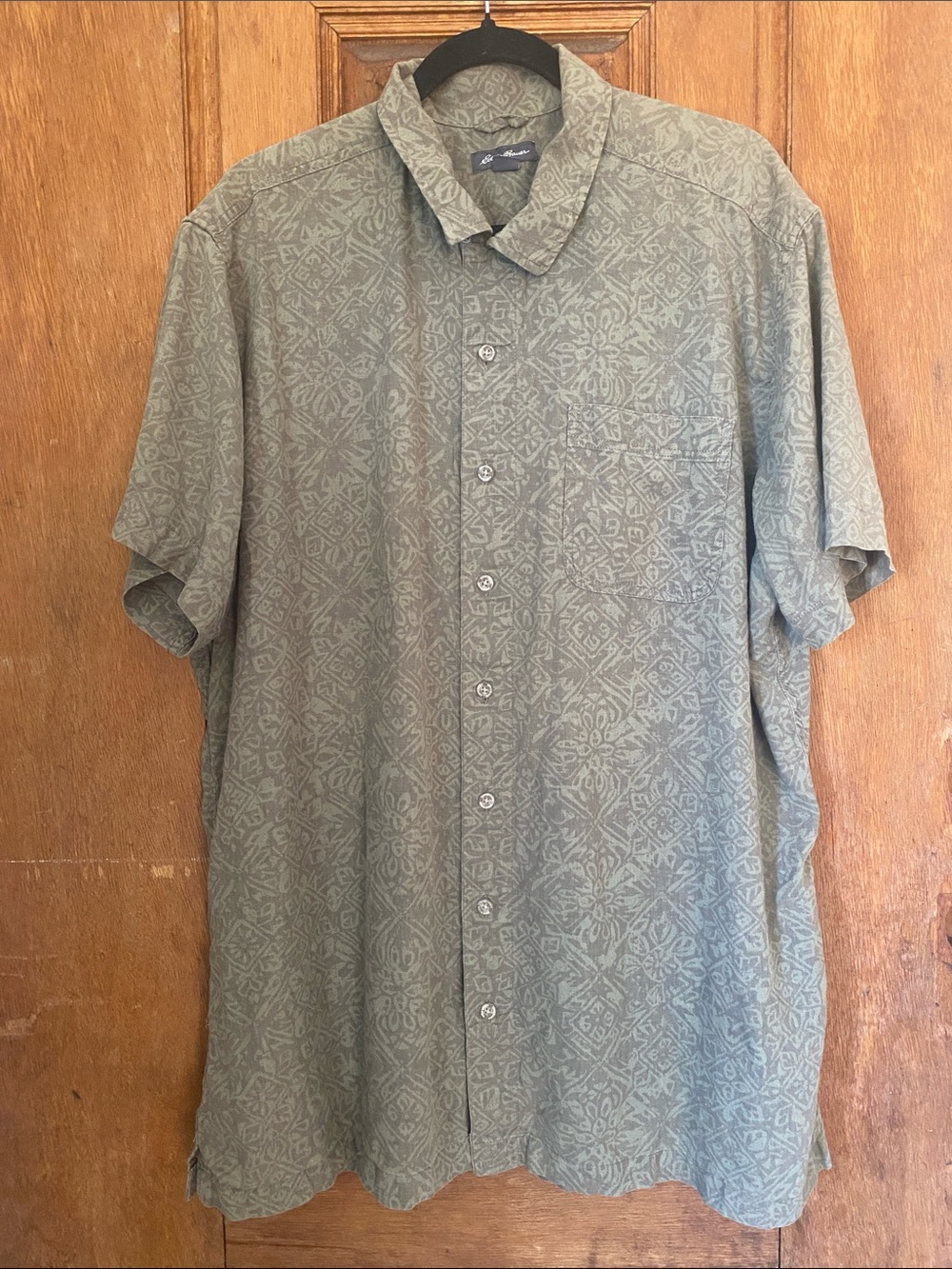 Eddie Bauer casual button down shirt short sleeve tribal print green tall XL